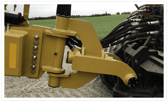 Pulldozer scraper hitch connection detail
