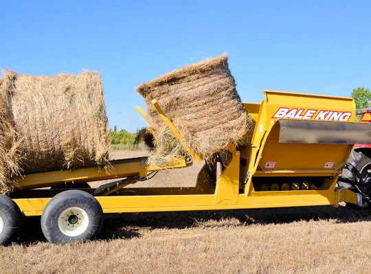 Bridgeview - Bale King 6200 fork