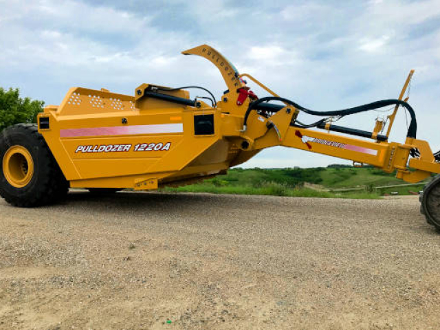 Bridgeview - Pulldozer 1220A Scraper Pan