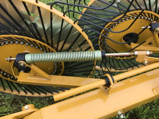 Bridgeview - Bale King VR683 hay rake wheel suspension