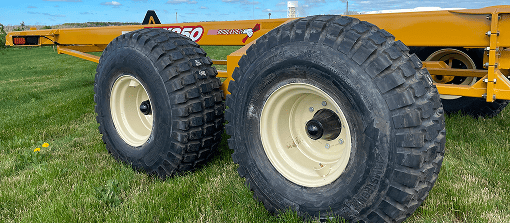 BRX850 flotation tires